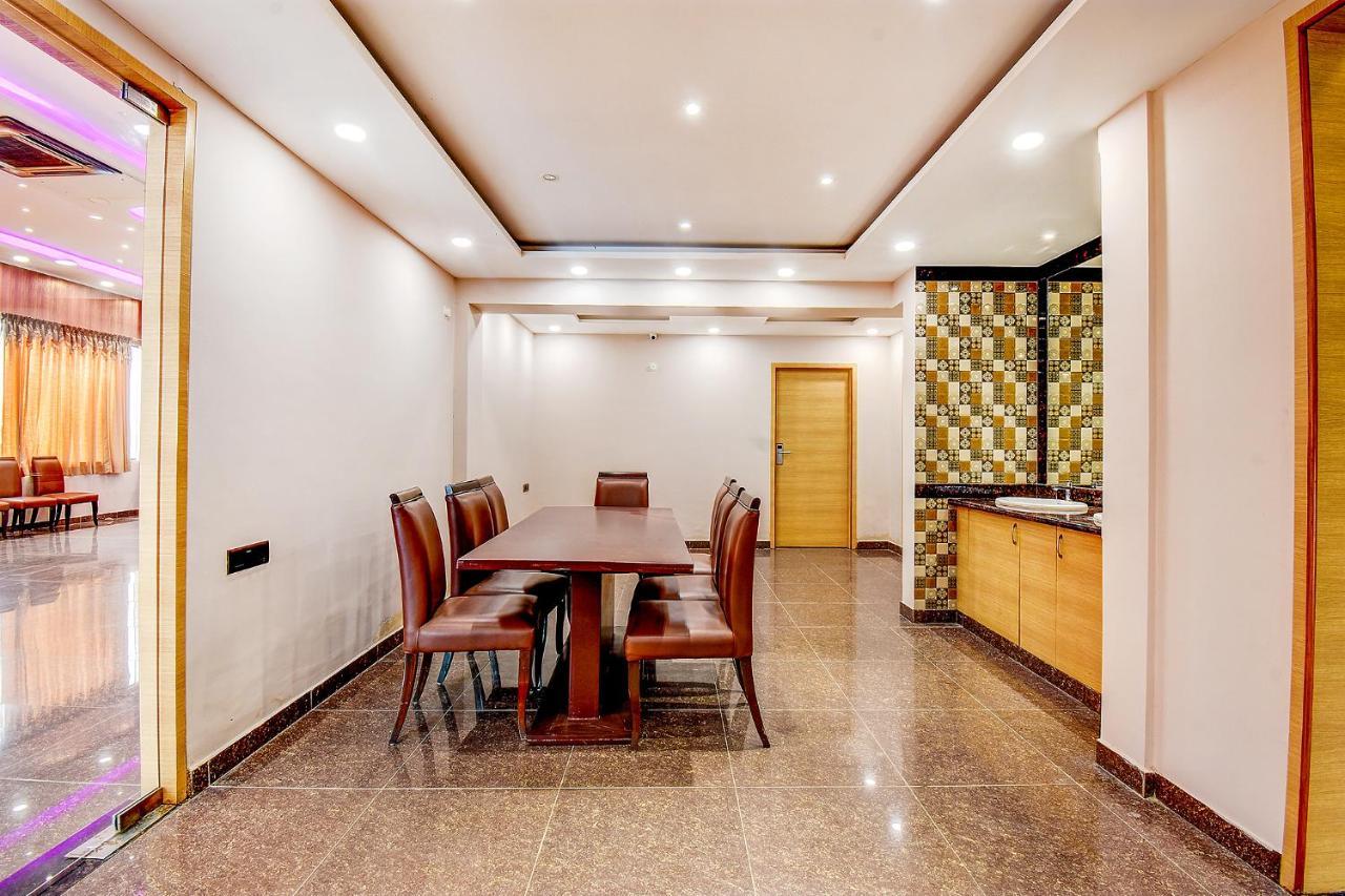 Fabhotel S Comfort Inn - Indiranagar Бенґалуру Екстер'єр фото